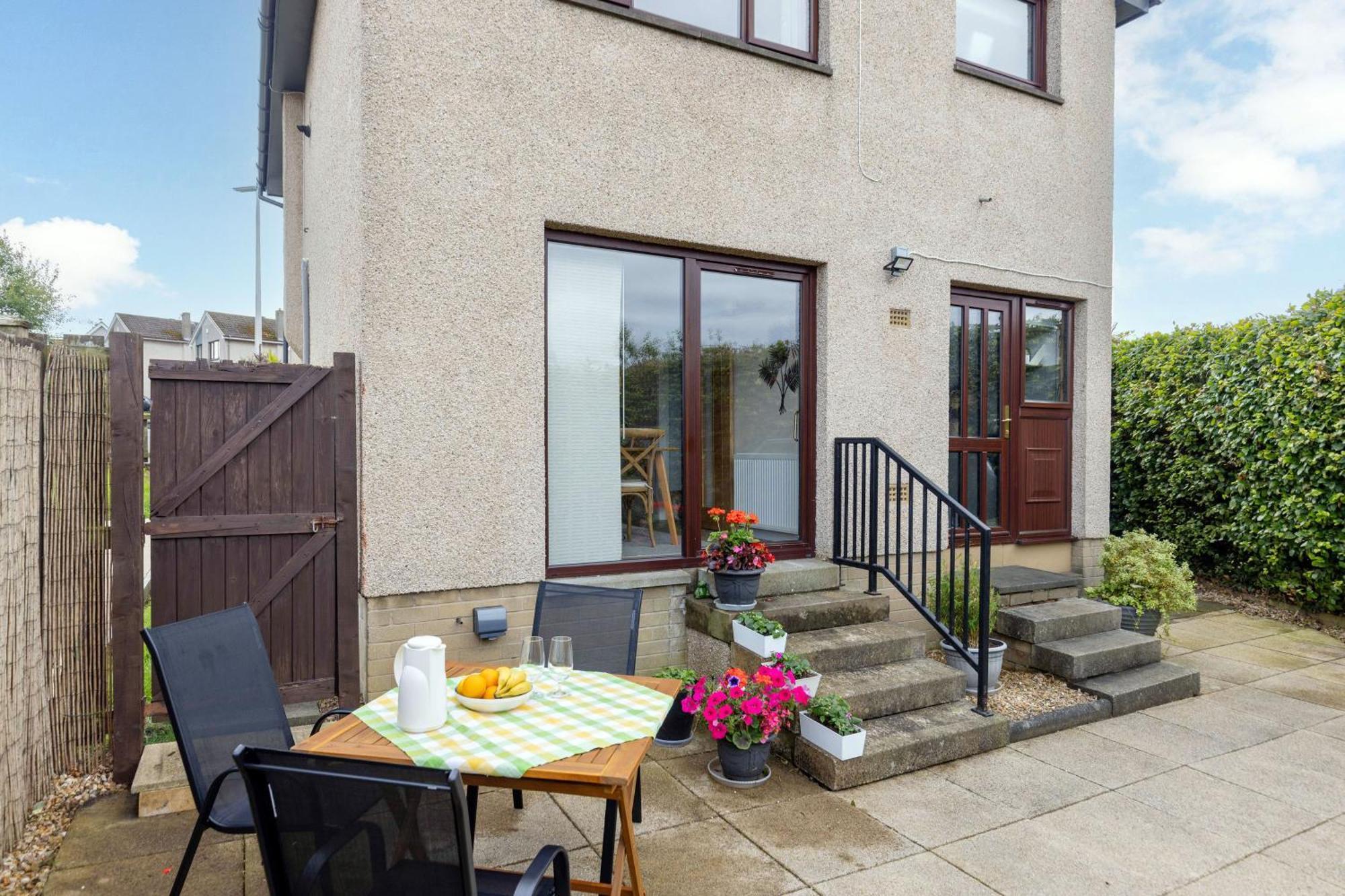 Family Home Inverkeithing Ideal For Edinburgh, Dunfermline & St Andrews 3 Bedrooms מראה חיצוני תמונה